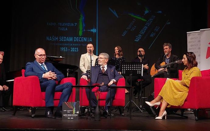 Obilježeno 70 godina Radija Tuzla i 10 godina RTV 7 Obilježeno 70 godina Radija Tuzla i 10 godina RTV 7
