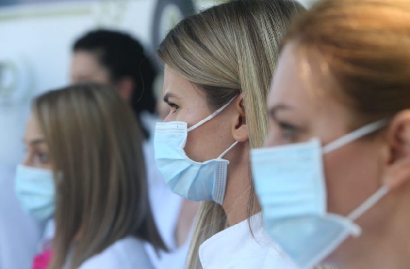 UKC RS uveo obavezu nošenja maski kao mjeru prevencije COVID-19 UKC RS uveo obavezu nošenja maski kao mjeru prevencije COVID-19
