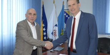 GO PDA TUZLA: Pozivamo Visokog predstavnika da smijeni direktora UKC-a Tuzla zbog sukoba interesa