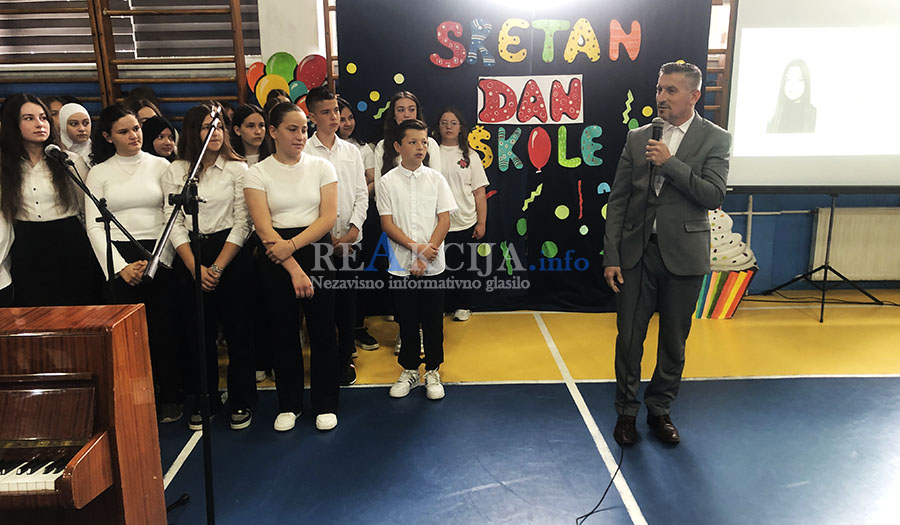 OŠ “Simin Han” svečano obilježila 78. godinu postojanja