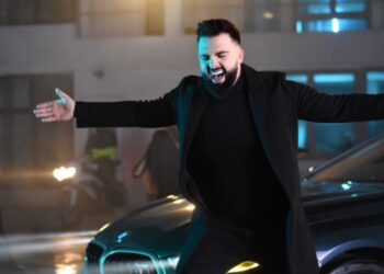 Jedna od najperspektivnijih muzičkih zvijezda Balkana: Sadik Hasanović uskoro predstavlja tri nove pjesme Jedna od najperspektivnijih muzičkih zvijezda Balkana: Sadik Hasanović uskoro predstavlja tri nove pjesme